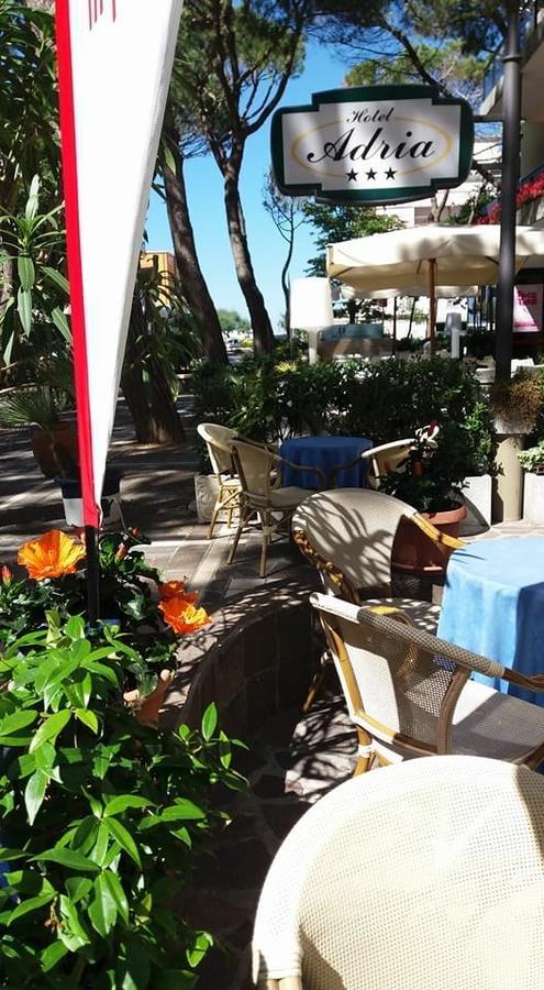 Hotel Adria มิซาโน อาดรีอาติโก ภายนอก รูปภาพ